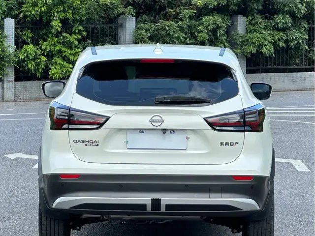 Nissan Qashqai — Фото автомобиля 15
