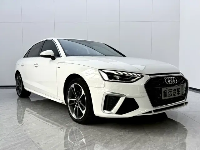 Audi A4L — Фото автомобиля 3