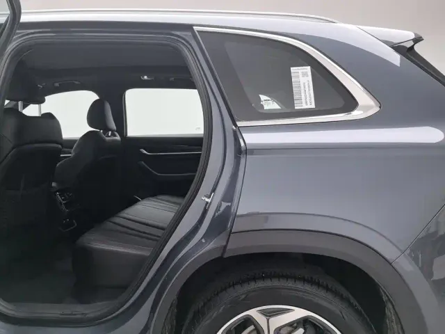 Geely Xingyue L — Фото автомобиля 15
