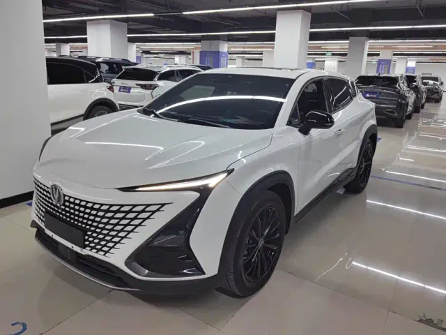 Фотография автомобиля — Changan UNI-T