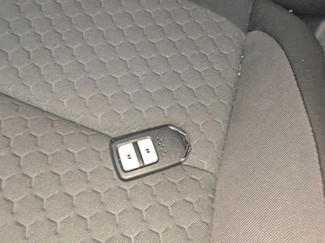 Honda Fit — Фото автомобиля 8