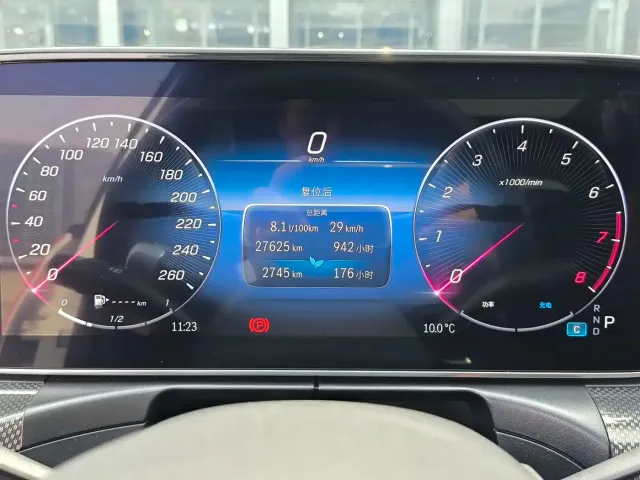Mercedes-Benz C-Class — Фото автомобиля 12