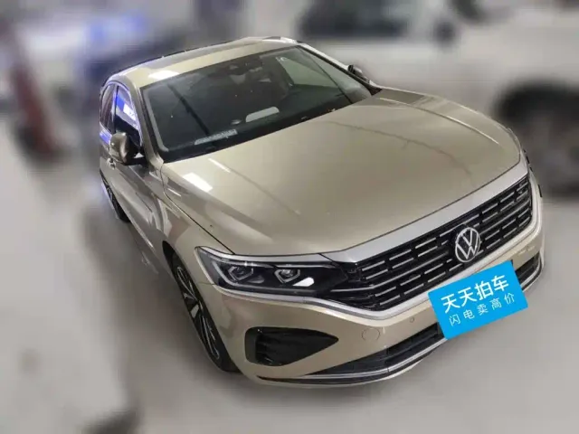 Volkswagen Passat — Фото автомобиля 3