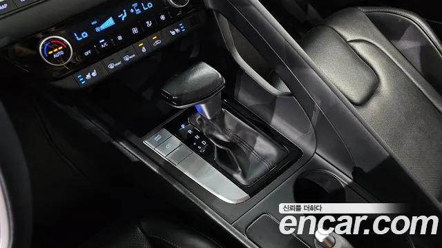 Hyundai Avante CN7 — Фото автомобиля 9