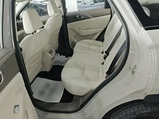 Haval Xiaolong MAX — Фото автомобиля 16