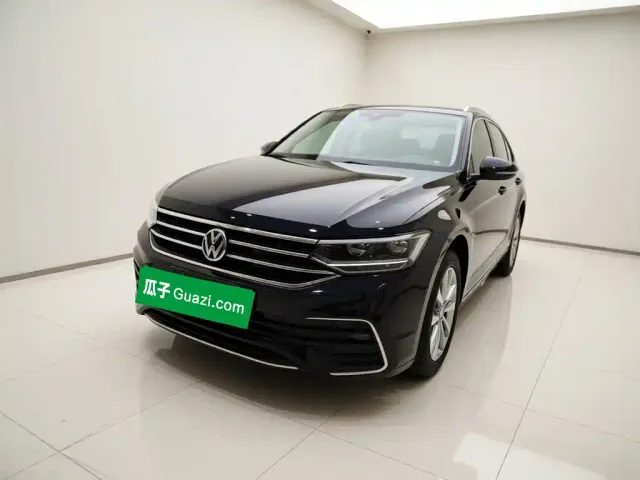 Фотография автомобиля — Volkswagen Tiguan L