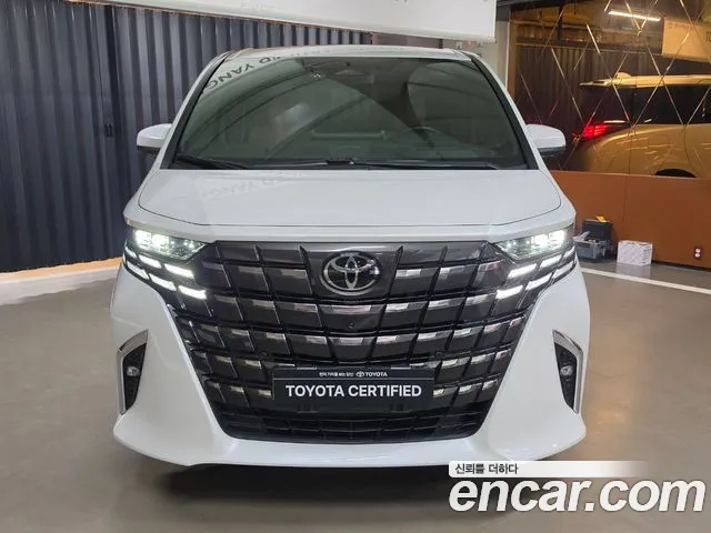 Toyota Alphard — Фото автомобиля 2