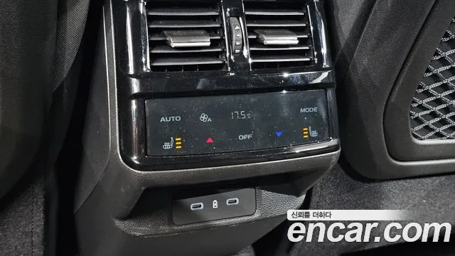Renault-KoreaSamsung Grand Koleos Grand Koleos — Фото автомобиля 27