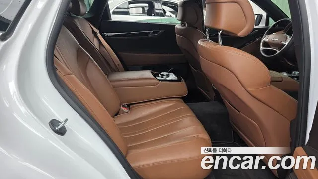 Genesis G80 Бензин 2.5 турбо 2WD — Фото автомобиля 8