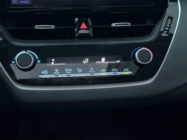 Toyota Corolla — Фото автомобиля 12