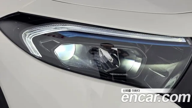 Mercedes-Benz EQB X243 — Фото автомобиля 7