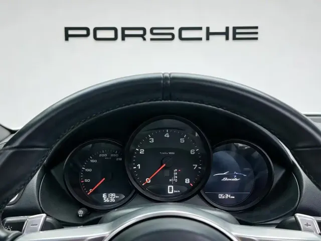 Porsche 718 — Фото автомобиля 8