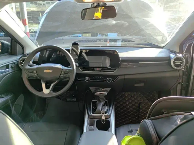 Chevrolet Monza — Фото автомобиля 9