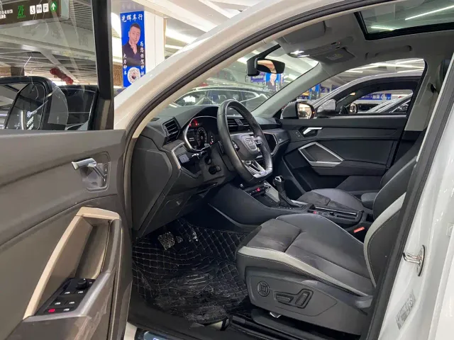 Audi Q3 — Фото автомобиля 7