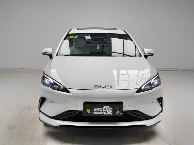 BYD Seal 05 DM-i — Фото автомобиля 2