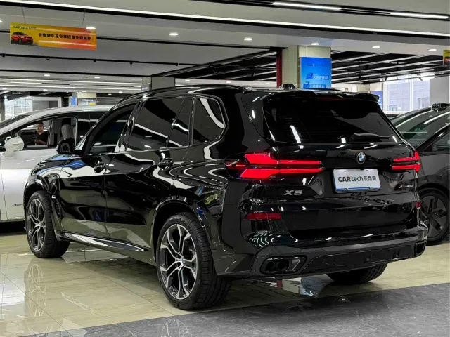BMW X5 — Фото автомобиля 6
