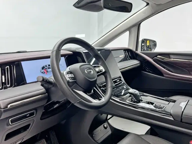 GAC Trumpchi M8 — Фото автомобиля 14