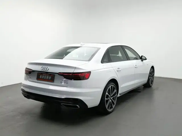 Audi A4L — Фото автомобиля 2