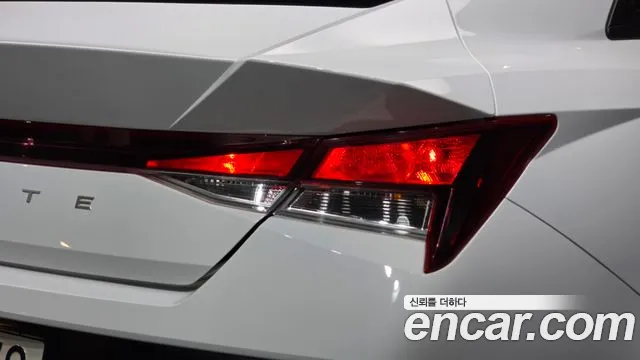 Hyundai AVANTE Новый Avante (CN7) — Фото автомобиля 20