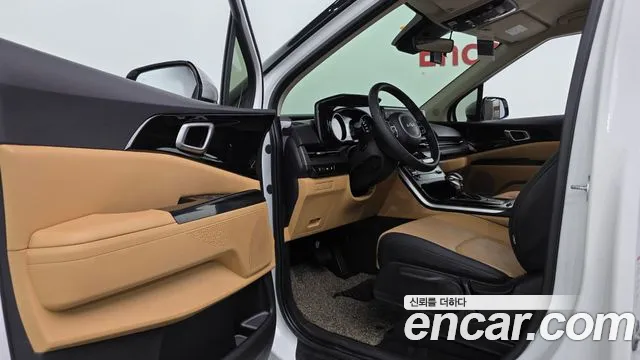 Kia Carnival Generation 4 — Фото автомобиля 16