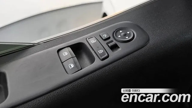 Hyundai Staria — Фото автомобиля 21