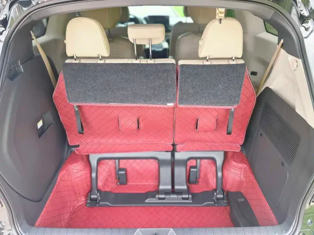 Toyota Sienna — Фото автомобиля 11
