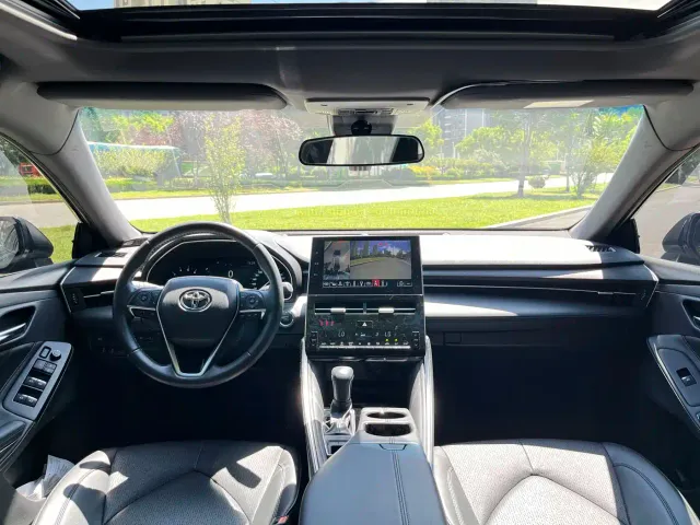 Toyota Avalon — Фото автомобиля 6
