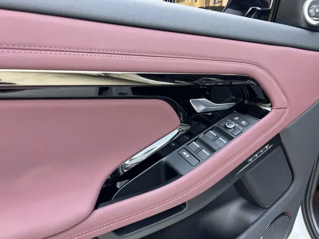 Land Rover Range Rover Evoque — Фото автомобиля 9