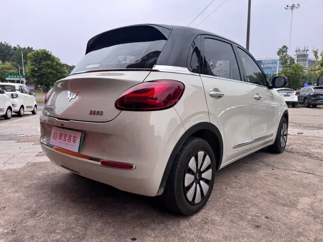 Wuling Bingo — Фото автомобиля 11