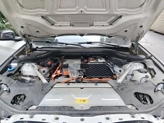 BMW iX3 — Фото автомобиля 24