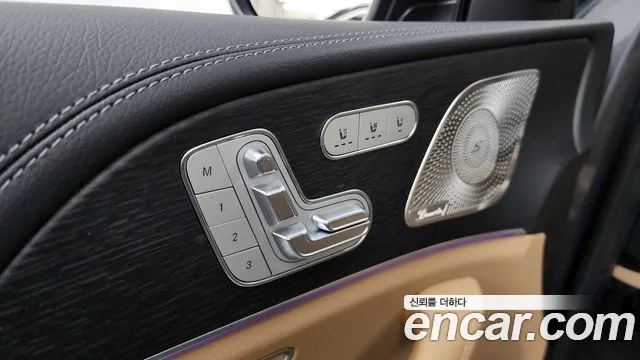 Mercedes-Benz GLE-Class — Фото автомобиля 29