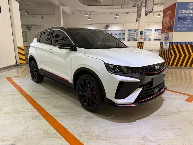 Geely Binyue — Фото автомобиля 3