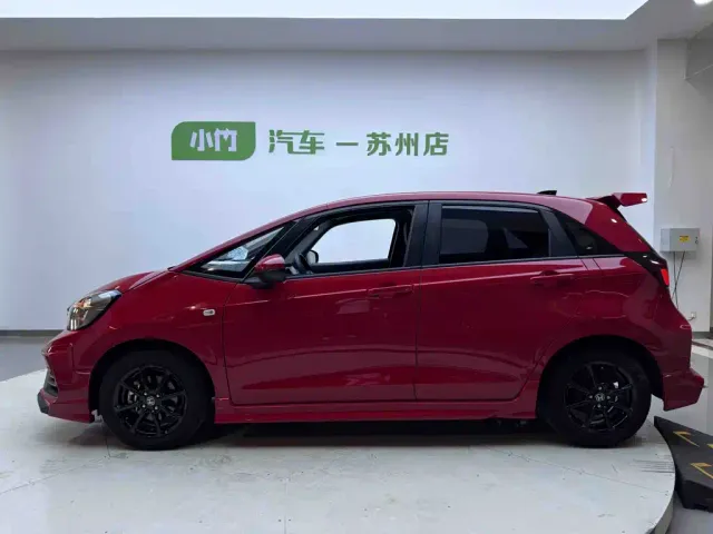Honda Fit — Фото автомобиля 7