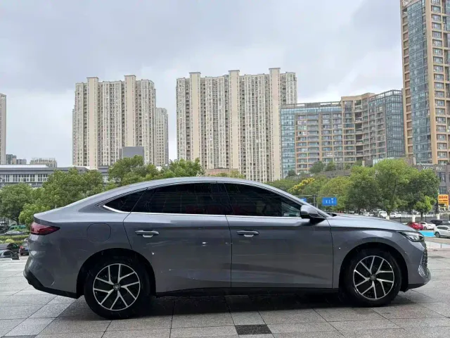 BYD Qin L — Фото автомобиля 3