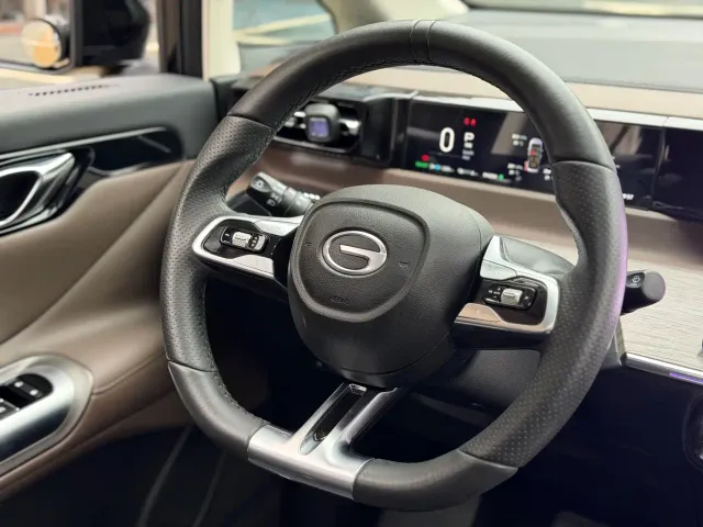 GAC Trumpchi E8 — Фото автомобиля 11