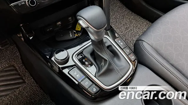 Kia Seltos Новый Seltos Бензин 1.6 турбо 2WD — Фото автомобиля 9