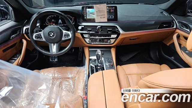 BMW 5 Series G30 — Фото автомобиля 6