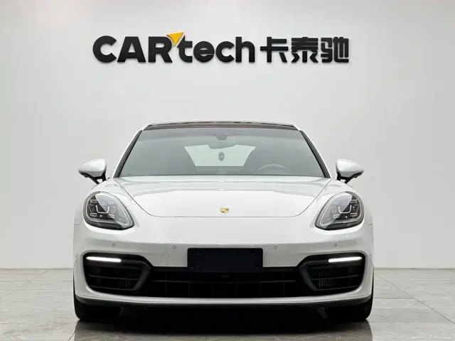 Porsche Panamera — Фото автомобиля 7