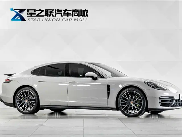 Porsche Panamera — Фото автомобиля 6