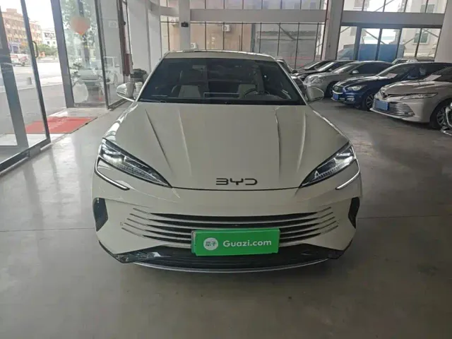 BYD Seal 07 DM-i — Фото автомобиля 2