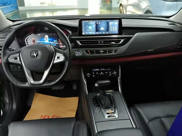 Changan CS75 — Фото автомобиля 12
