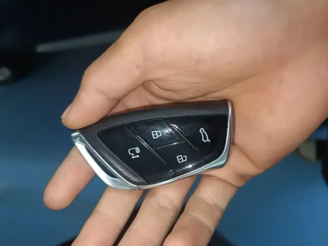 Maxus G70 — Фото автомобиля 8