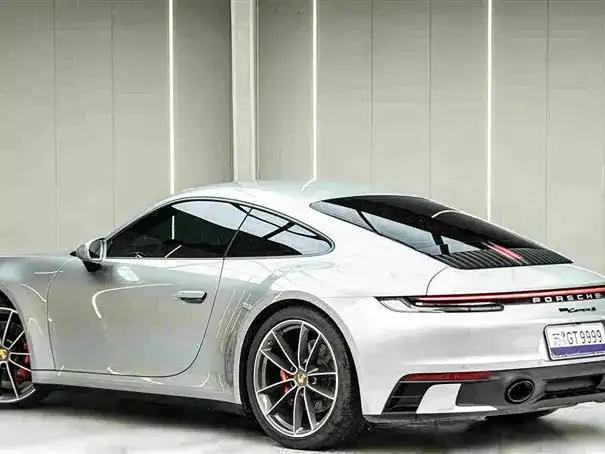 Porsche 911 — Фото автомобиля 5