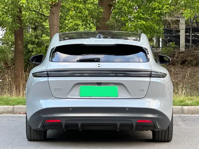 Nio ET5 Touring — Фото автомобиля 6