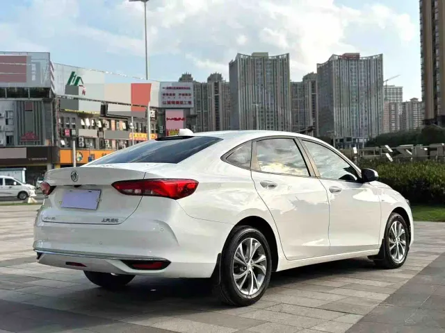 Buick Verano — Фото автомобиля 7