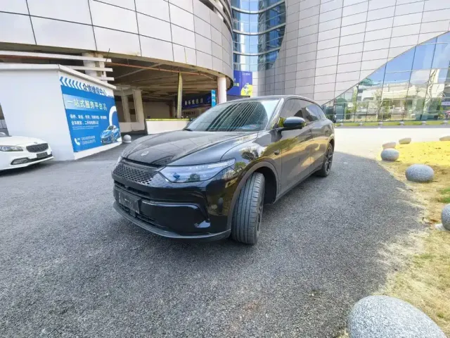 Фотография автомобиля — Leapmotor C11