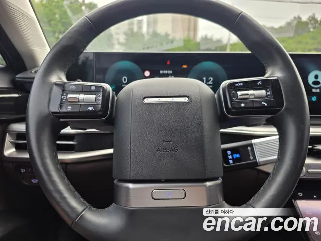 Hyundai Grandeur GN7 — Фото автомобиля 6