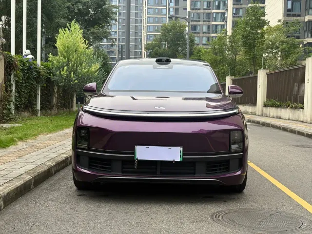 Li Auto L9 — Фото автомобиля 2