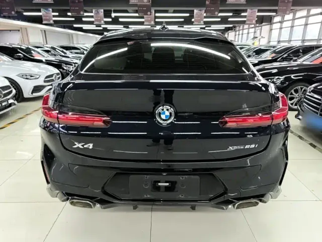 BMW X4 — Фото автомобиля 5
