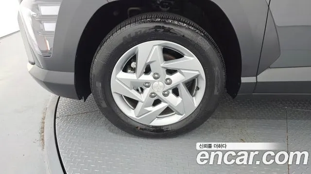 Hyundai Kona SX2 — Фото автомобиля 4